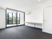 Riverside City Living in the Heart of Melbourne