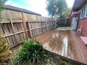 RIVERSIDE LIVING TWO BEDROOM SINGLE LEVEL VILLA