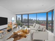 Riverside Luxury Apartment at Avalon, Surfers Paradise