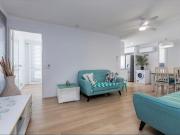 Riverside Two Bedroom Apartment in Surfers Paradise!