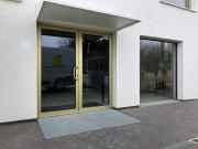 RIVUS VIVERE, straßenseitig: Großzügige Gewerbefläche im...