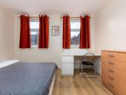 RM3 Saltwell Street | Poplar | London | E14 0DY