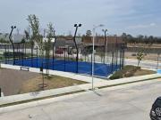 RMC Nueva con doble altura y frente a la casa club En...