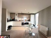 Robertson Road, London E16 2 bed flat to rent £2,000 pcm...