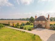 Robies Gorse Farm, Bosworth Road, 3 Bedroom Detached