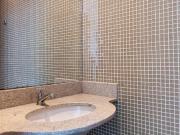 Rocca Imobiliária aluga apartamento com 57 m² e 1 quarto...