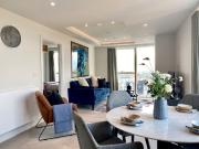 Rochdale Road, Manchester M4, 1 bed flat to rent, £1,915...
