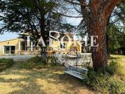 ROCHEFORT DU GARD Villa 198m2 3300m2 de terrain divisibl