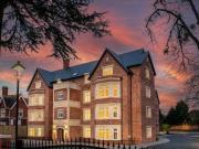 Rodborough House, Warwick Road, 2 Bedroom Flat