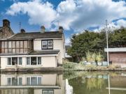 Rodley, Town Street, Leeds, 2 Bedroom Semi detached