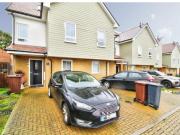 Rodwell Place, Dagenham RM10, 3 bed end terrace house to...