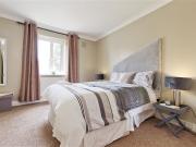 Roebuck Park, 15, Clonskeagh, Dublin 14 Lynam...