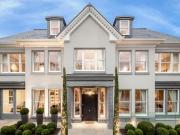 Roehampton Gate, Langdale House, Roehampton, 6 Bedroom House