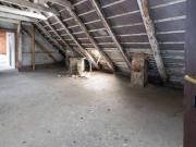 Rohdachboden mit Ausbaupotenzial in Linz Ebelsberg –... Rohdachboden mit Ausbaupotenzial in Linz Ebelsberg –...