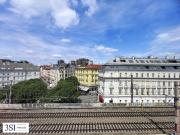 Rohdachboden mit Ausbaustudie in gepflegter...