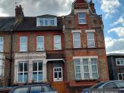 Rokesly Avenue, London, N8 1 bed flat to rent £1,600 pcm...