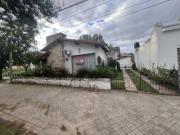 ROLDAN HERMOSO CHALET ESQUINA ZONA CENTRO