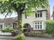 Rolleston Drive, Lenton, 3 Bedroom Detached