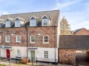 Roman Paddock, Harrold, 3 Bedroom Town