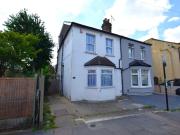 Roman Road, Ilford IG1, 4 bedroom end terrace house to...