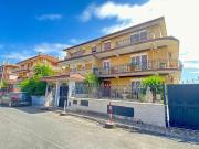 ROMANINA MONOLOCALE ARREDATO E BEN COLLEGATO