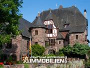 Romantische Burg nahe der Mosel Ein Traum aus...