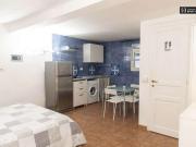 Rome Rome 00165 48099047