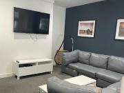 Romer Road, Kensington, 7 Bedroom Terraced