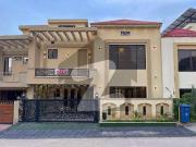 Roof Top Garden 8 Marla Park Facing Designer House For...