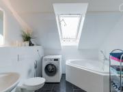 Roof Top Level Penthouse with Terrace Fantastic, new...