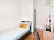 Room 1 10. Herois Quionga 49 1D