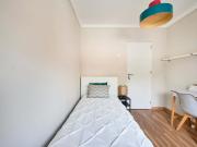 Room 1 16. Actor Vale 29 3E