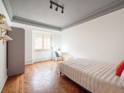 Room 1 28. Guerra Junqueiro14 4E