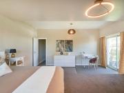 Room 1 41. Defensores de Chaves 79