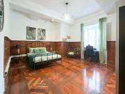 Room 1 50. Av. João Crisóstomo R/C