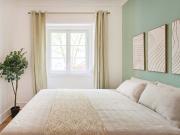 Room 1 78. Avenida de Roma 16 1D