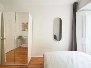 Room 1 83. Rua da Emenda 111 1
