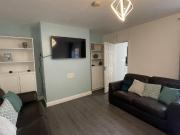 Room 1 for rent in 19 Gladstone Road, Chester