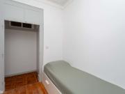 Room 2 150. Carrião 23 R/C