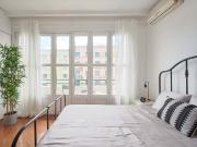 Room 2 46. Rua Castilho 90 4E