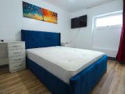 Room 2, Huntly Road, Birmingham B16, Room to rent, £625...