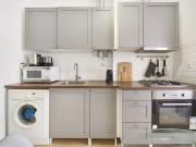 Room 2 R.Carvalho Araujo 90 2E