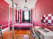 Room 3 96. Largo Vitorino Damasio 2 3E
