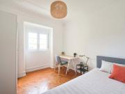 Room 4 14. Actor Vale 29 2E