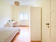 Room 4 24. Dom Rodrigo Cunha 18 1E