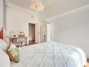 Room 5 37. Sidonio Pais nr 24 1E