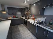Room 5 & 6, Flat 8, 10 Middle Street, Beeston,...