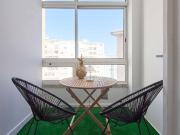 Room 5 72. Avenida Estados Unidos da America 97 7E