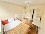Room 5, Elgin House, Poplar, London E14, Room to rent,...