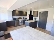 Room 6 19 Tarrant Walk Walsgrave, Coventry West Midlands...